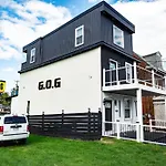 G O G Building