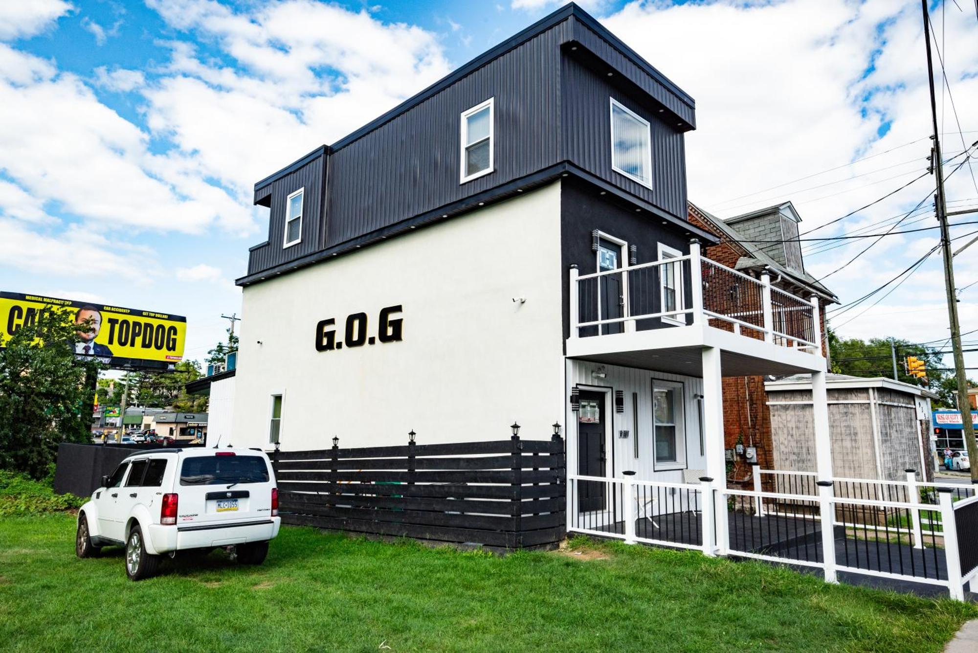 Apartment G O G Building *
