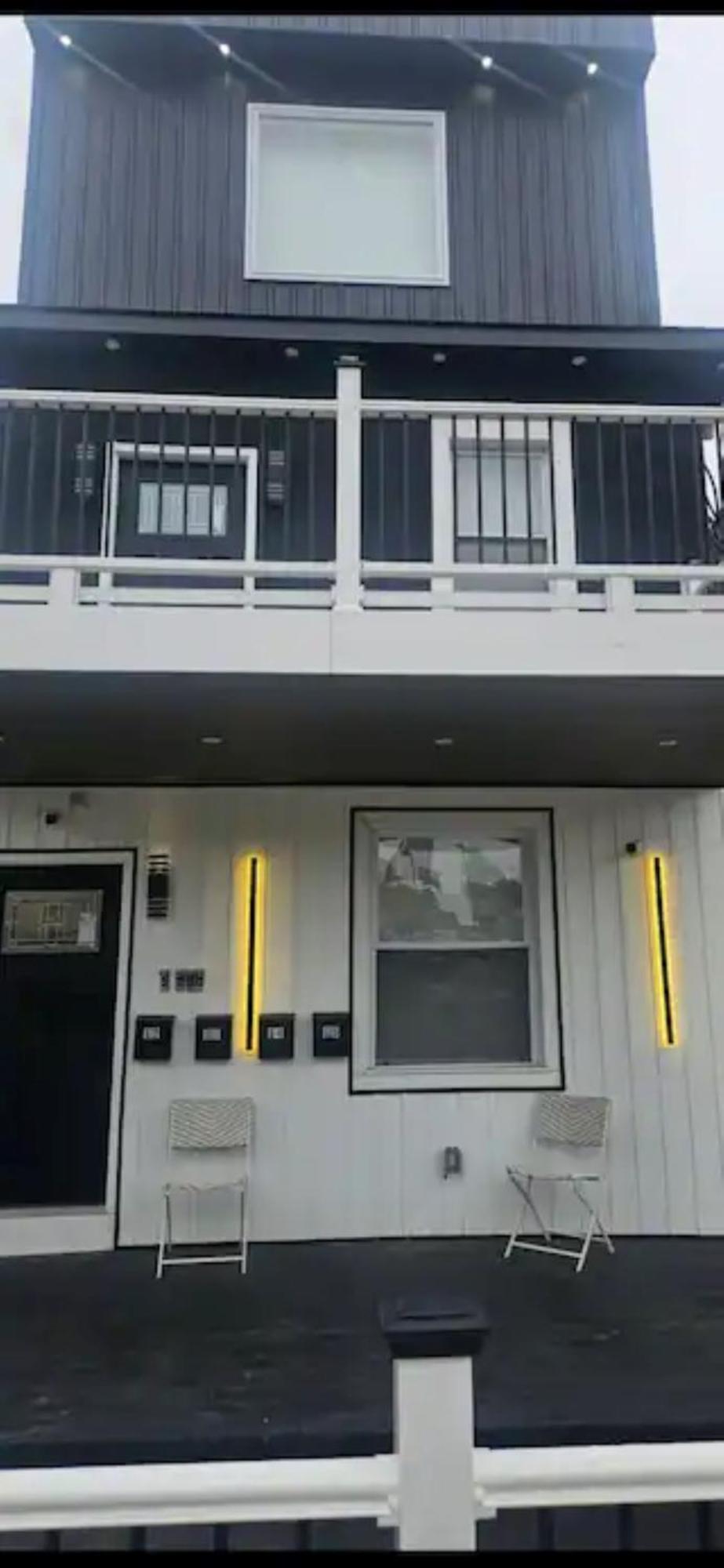 G O G Building Apartment